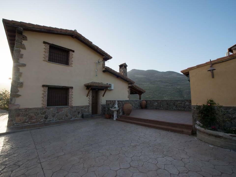 Casa Rural Apartamento Las Malpicas Navaconcejo Dış mekan fotoğraf