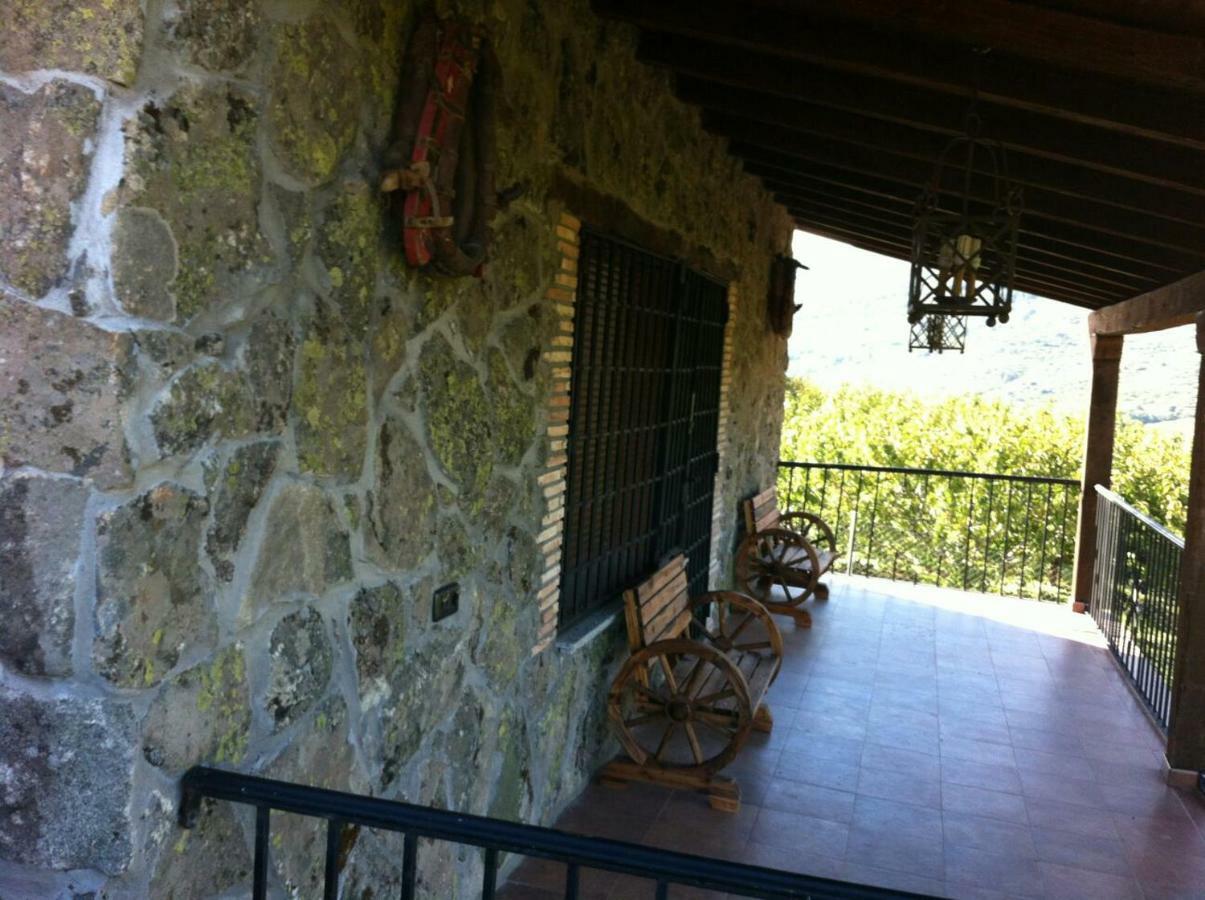 Casa Rural Apartamento Las Malpicas Navaconcejo Dış mekan fotoğraf